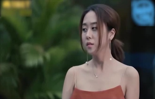 "Đại gia" đi xe xịn tán gái xinh và cái kết ê chề