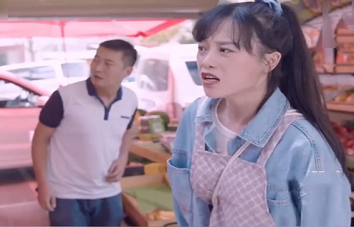 Ở đây chỉ có "tấu hài cực mạnh" khiến người khác phải bât cười