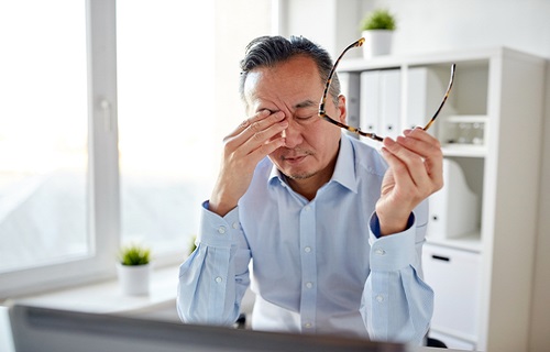 Tuổi già lúc nhớ lúc quên làm người ta phải thở dài