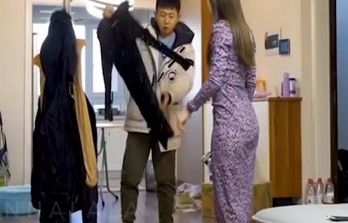 Cô vợ khóc thét khi lấy nhầm phải ông chồng quá 'lầy lội'