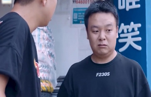 Chỉ đi sửa cái xe điện mà chàng trai bị lừa mất tất cả