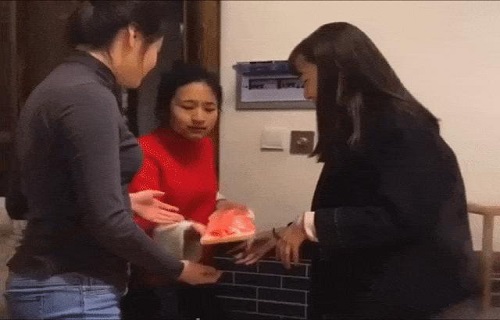 Những pha bất thình lình khiến nhiều người phải giật mình hoảng hốt