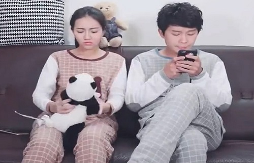 Cách để biết người đàn ông có quan tâm đến mình nữa hay không?