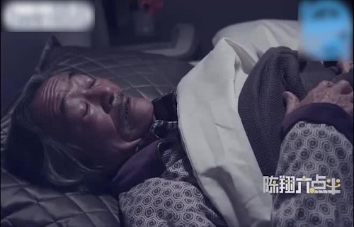 Con gái đi lấy chồng rồi nửa đêm ông bố còn gọi điện bắt về nhà