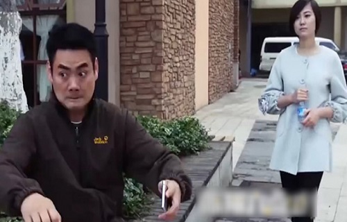 Chàng trai thể hiện trước mặt gái xinh và cái kết hết sức ê chề
