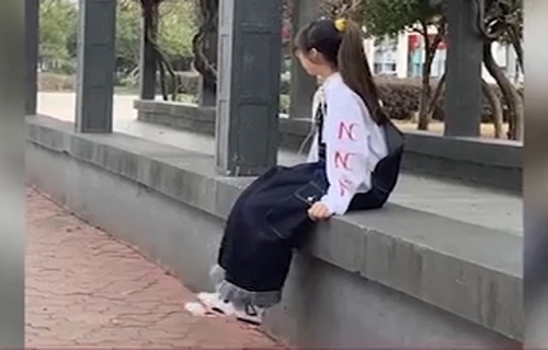 Hội "chân ngắn" cũng có niềm vui của riêng mình!