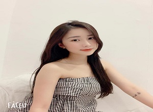 Chỉ với clip nhảy nhót 23 giây, cô gái nổi "rần rần" vì quá gợi cảm