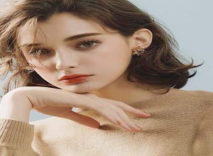 Thiếu nữ Nga 'đẹp nhất thế giới' là ai?