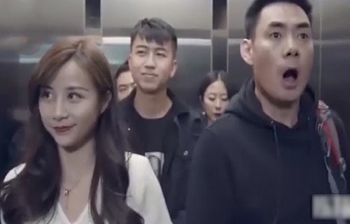 Chàng trai gặp gái xinh còn bẽn lẽn và sự thật ko ai ngờ