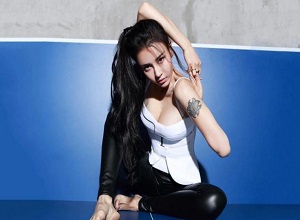 Cô gái có vòng 3 gần 1m, chiều cao khủng 'gây sốt' Miss Universe Vietnam