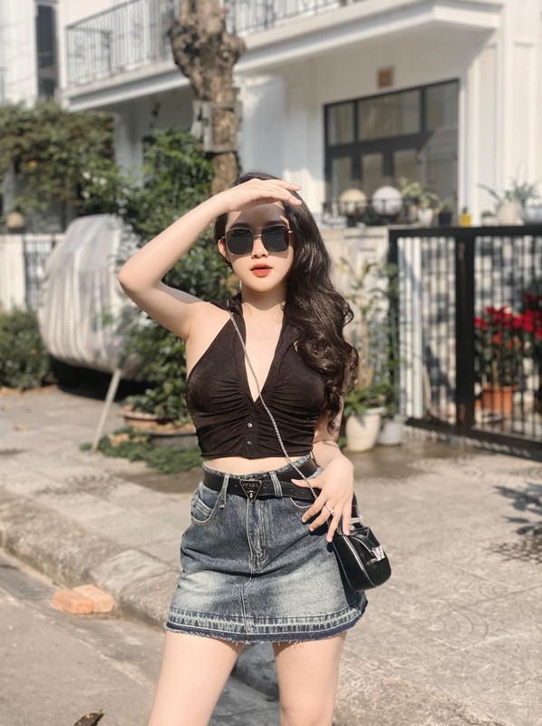 Hot girl Thái có thân hình chữ S, vòng 1 gợi cảm khiến người xem khó rời mắt