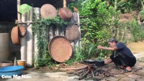Tôm đồng rang với măng mai món quê mẹ làm P3