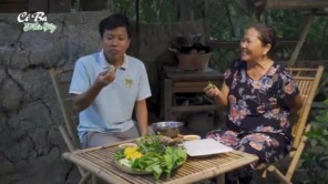 Vịt Xiêm Hấp Chao Cuốn Bánh Tráng
